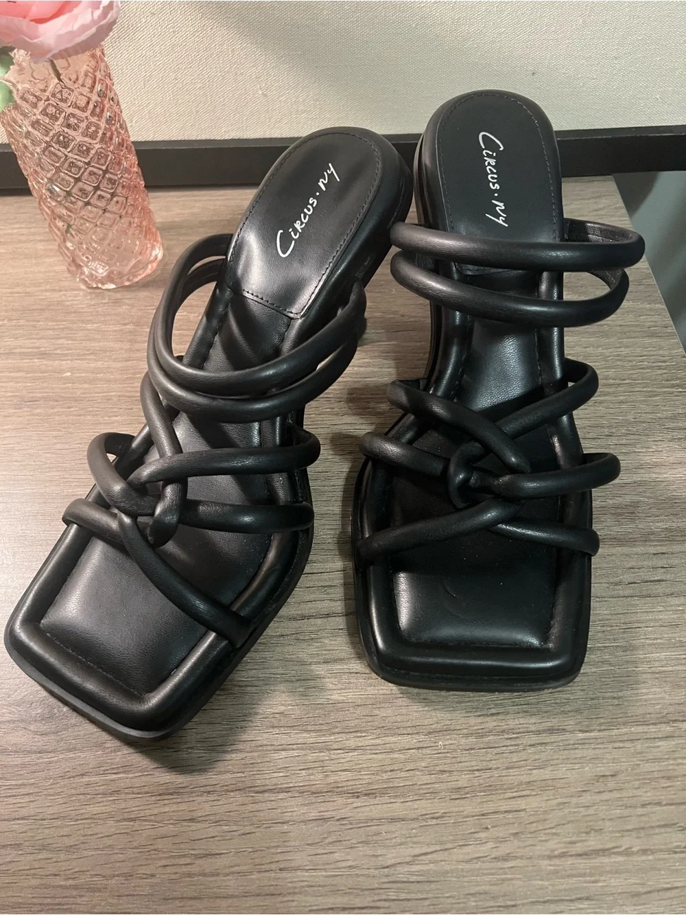 Circus by Sam Edelman Black Knotted Strap Square-Toe Heels - Picture 2 of 10